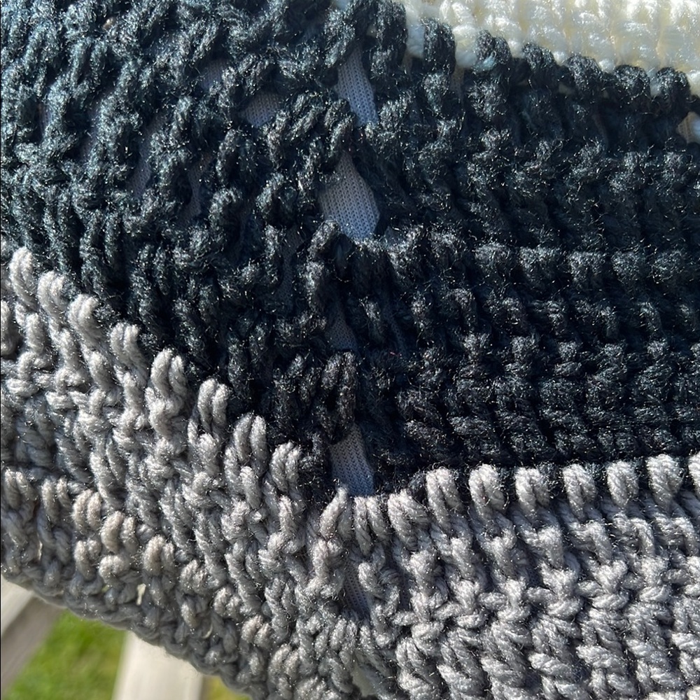 Handmade Crochet Gray and Black Crop Top - Picture 3 of 6